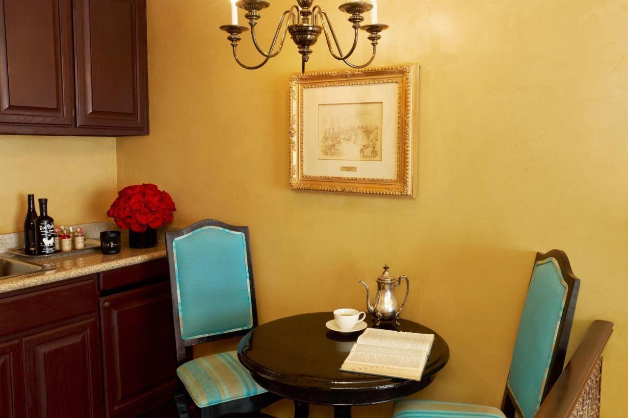 Petit Ermitage (Adults Only) Hotel Los Angeles Exterior photo